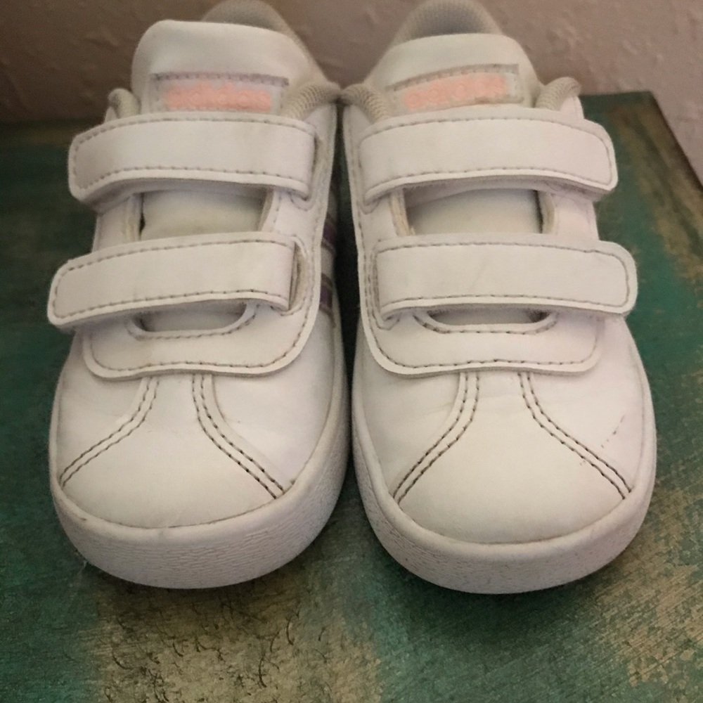 Adidas - Picture 3 of 4